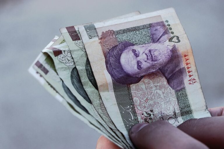 wealth building habits of millionaires